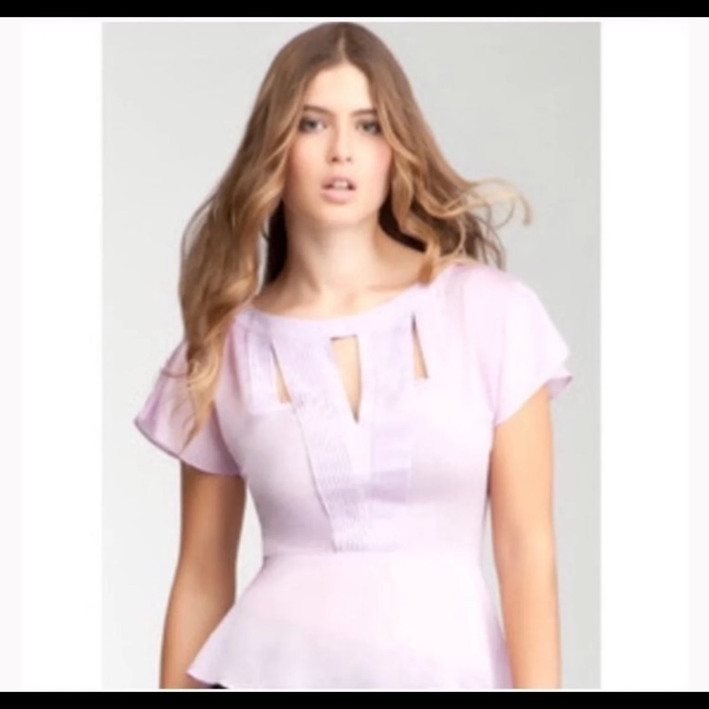 💝🎈💗bebe pleated peplum top🎁